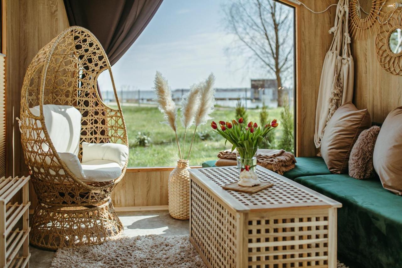 Herbals - Tree&Lake Houses With Bath, Sauna, Bikes, Motorboat ميلنو المظهر الخارجي الصورة