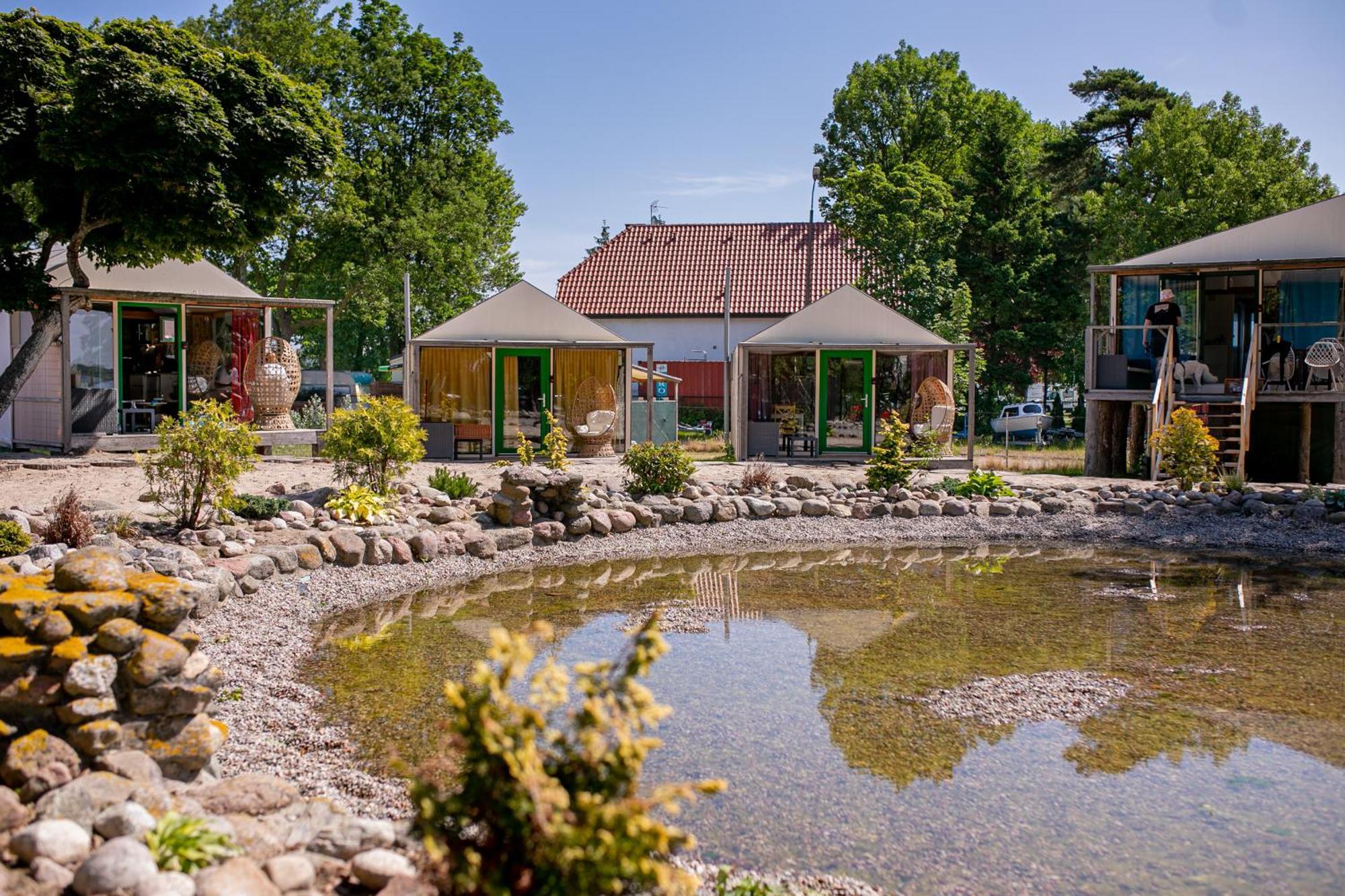 Herbals - Tree&Lake Houses With Bath, Sauna, Bikes, Motorboat ميلنو المظهر الخارجي الصورة